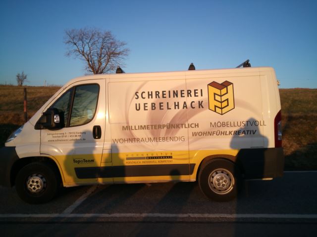 Firmenfahrzeug Schreinerei Uebelhack